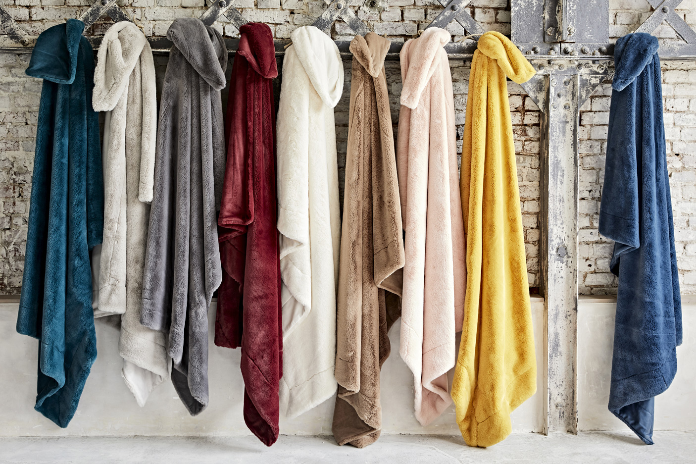 Plaid LUXE taupe 130x170 cm – Image 2