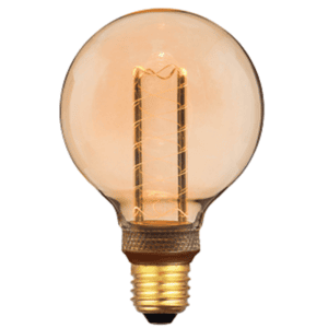 Ampoule Qlub rétro globe 95mm LED allumée en verre ambré avec double filament vertical torsadé.