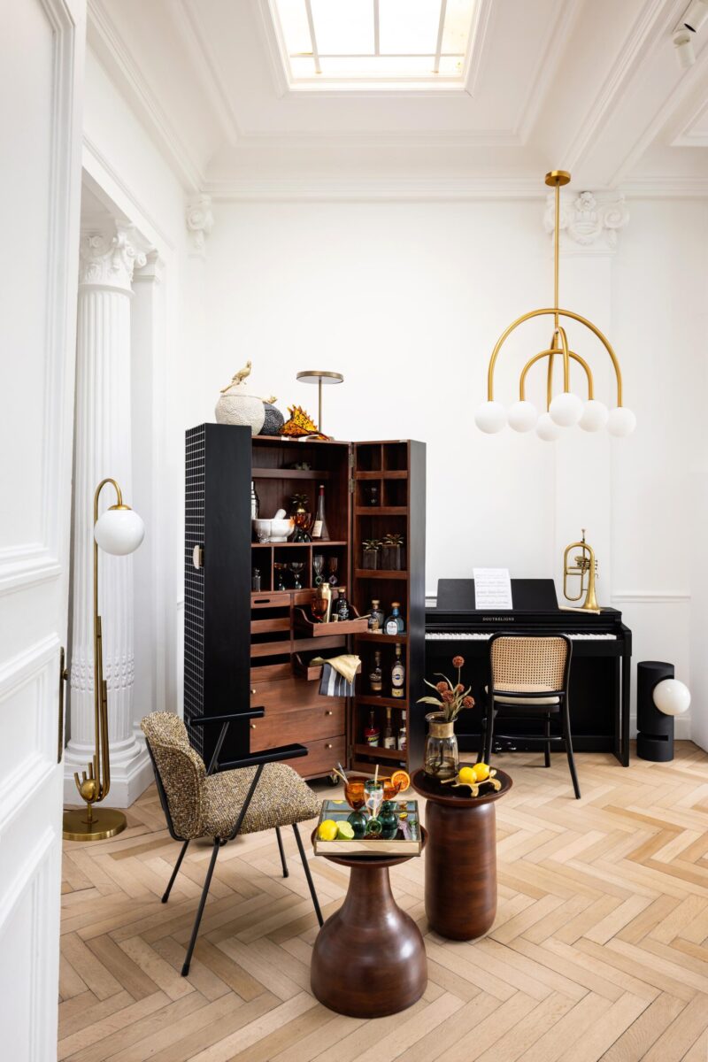 Lampadaire OPALYS Doré | en Arc et Verre Opalin – Image 5